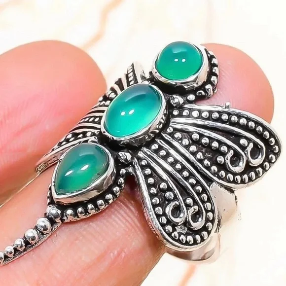 Green Onyx Gemstone Dragonfly Ring - Picture 2 of 5